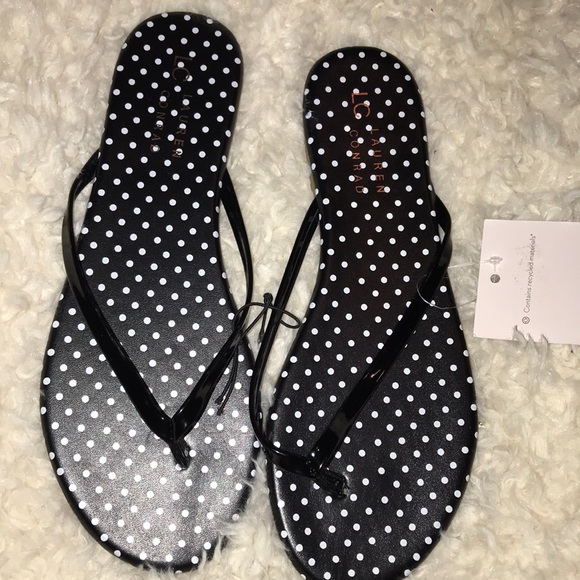 Sandals - Picture 1 of 4